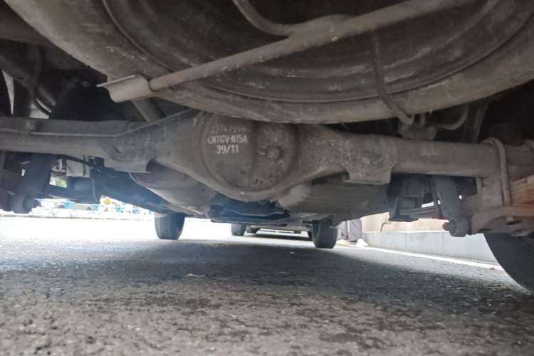 Used Wuling Hongguang V 2022 1.5L Jingqu Edition Electric-Assist LAR Chassis Rear