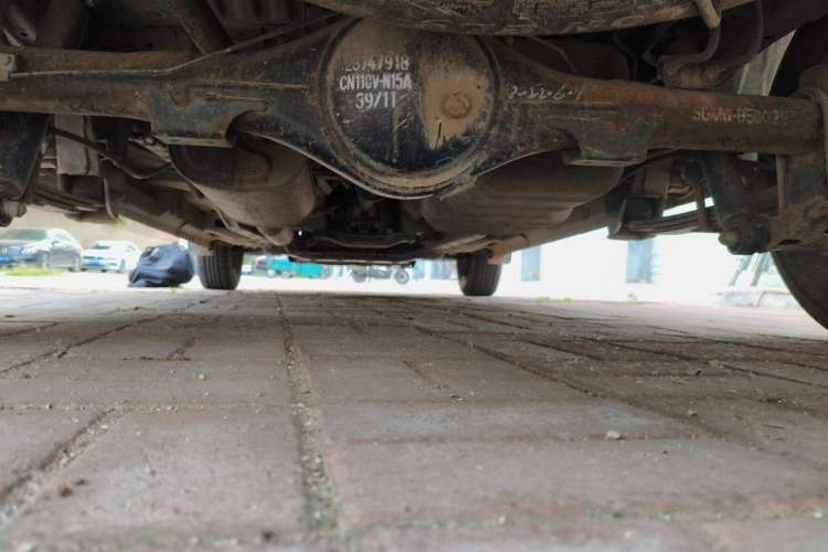 Used Wuling Hongguang V 2022 1.5L Jingqu Version Hydraulic Power Steering LAR Chassis Rear