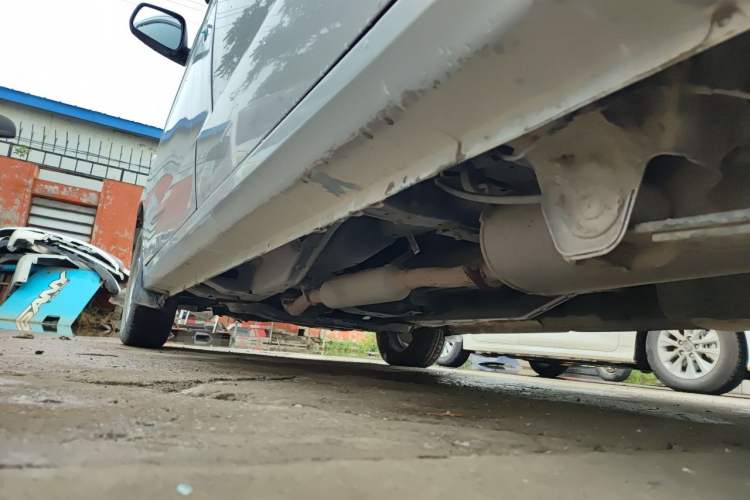 Used Wuling Hongguang V 2022 1.5L Jingqu Version Hydraulic Power Steering LAR Chassis Rear Left