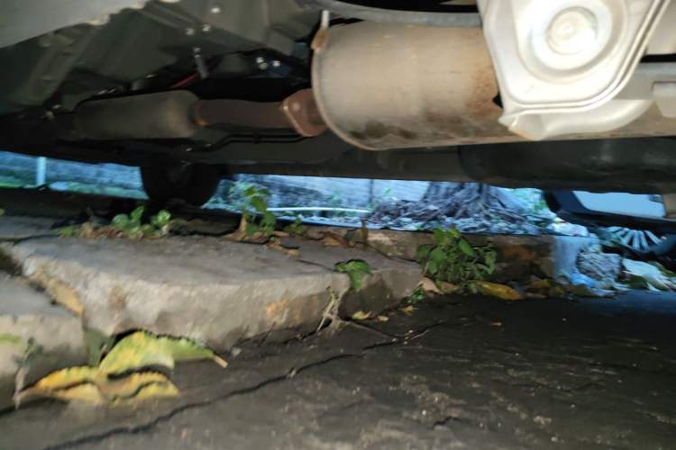 Used Wuling Hongguang V 2022 1.5L Jingqu Version Hydraulic Power Steering LAR Chassis Rear Left