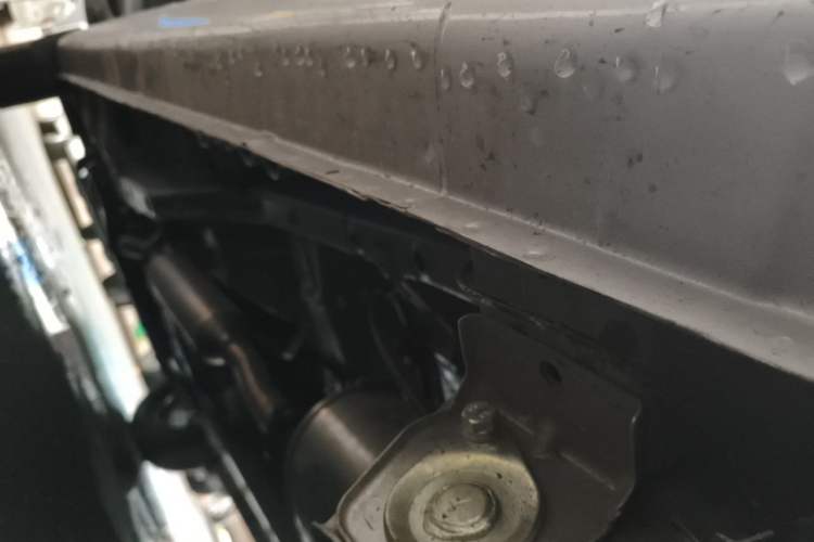 Used Wuling Hongguang V 2022 1.5L Jingqu Edition Electric-Assist LAR Chassis Rear Left