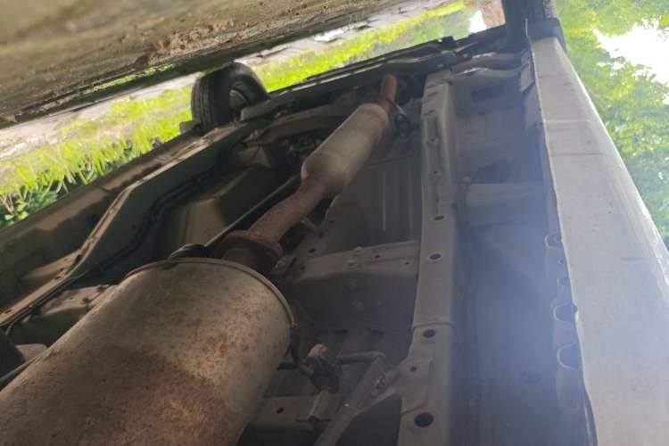 Used Wuling Hongguang V 2022 1.5L Jingqu Version Hydraulic Power Steering LAR Chassis Rear Left