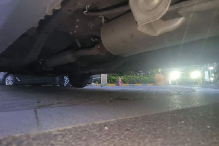 Used Wuling Hongguang V 2022 1.5L Jingqu Version Hydraulic Power Steering LAR Chassis Rear Left