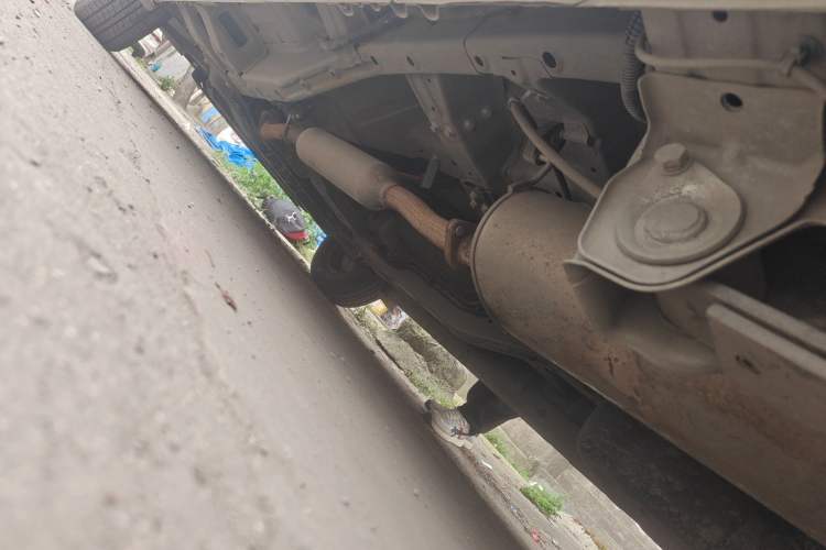Used Wuling Hongguang V 2022 1.5L Jingqu Edition Electric-Assist LAR Chassis Rear Left