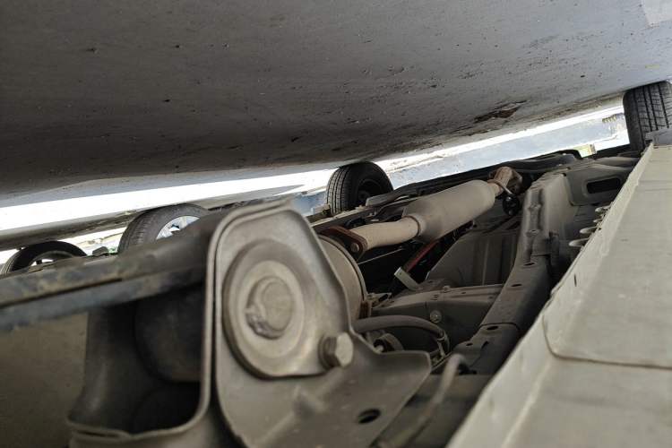 Used Wuling Hongguang V 2022 1.5L Enjoy Edition Electric-Powered LAR Chassis Rear Left