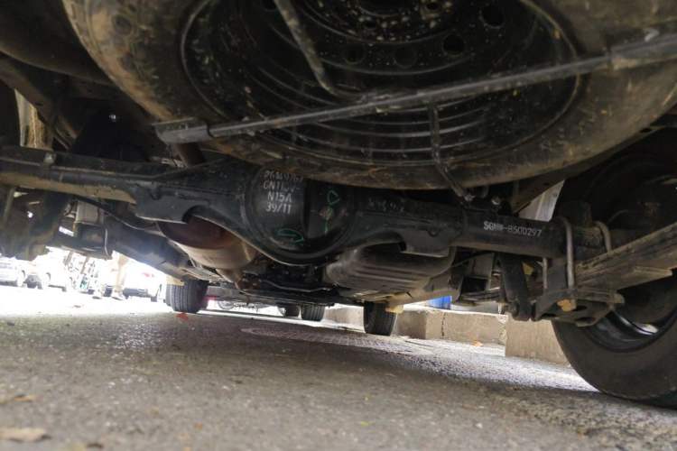 Used Wuling Hongguang V 2022 1.5L Jingqu Version Hydraulic Power Steering LAR Chassis Rear