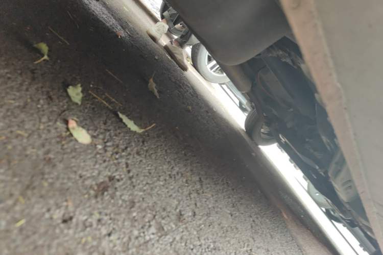 Used Wuling Hongguang V 2022 1.5L Enjoy Edition Electric-Powered LAR Chassis Rear Right