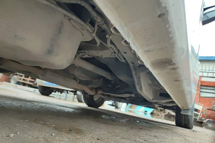 Used Wuling Hongguang V 2022 1.5L Jingqu Version Hydraulic Power Steering LAR Chassis Rear Right