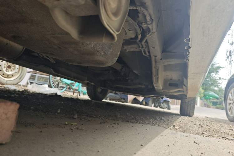 Used Wuling Hongguang V 2022 1.5L Jingqu Edition Electric-Assist LAR Chassis Rear Right