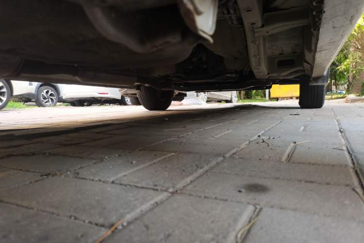 Used Wuling Hongguang V 2022 1.5L Jingqu Version Hydraulic Power Steering LAR Chassis Rear Right