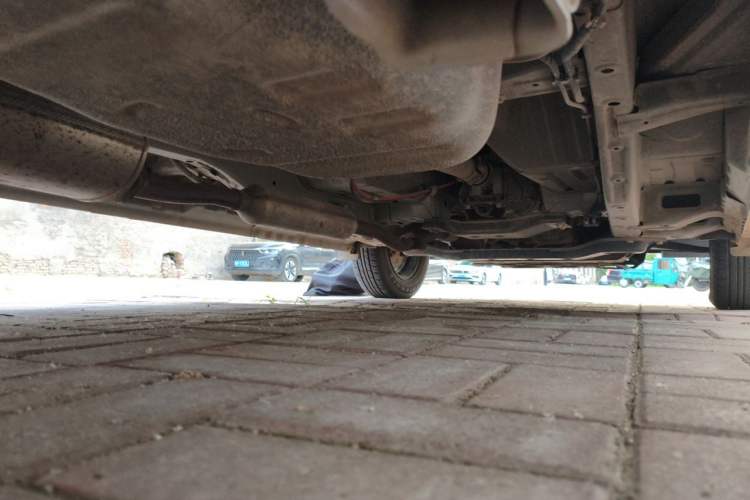 Used Wuling Hongguang V 2022 1.5L Jingqu Version Hydraulic Power Steering LAR Chassis Rear Right