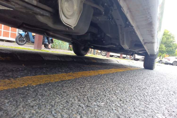 Used Wuling Hongguang V 2022 1.5L Jingqu Edition Electric-Assist LAR Chassis Rear Right
