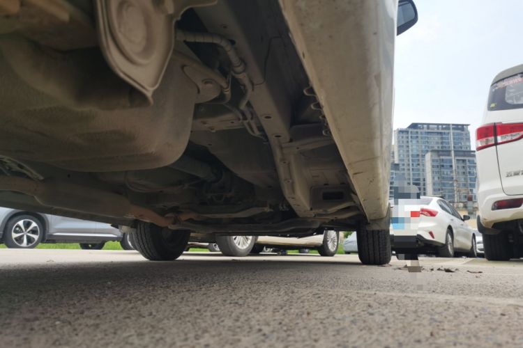 Used Wuling Hongguang V 2022 1.5L Jingqu Version Hydraulic Power Steering LAR Chassis Rear Right