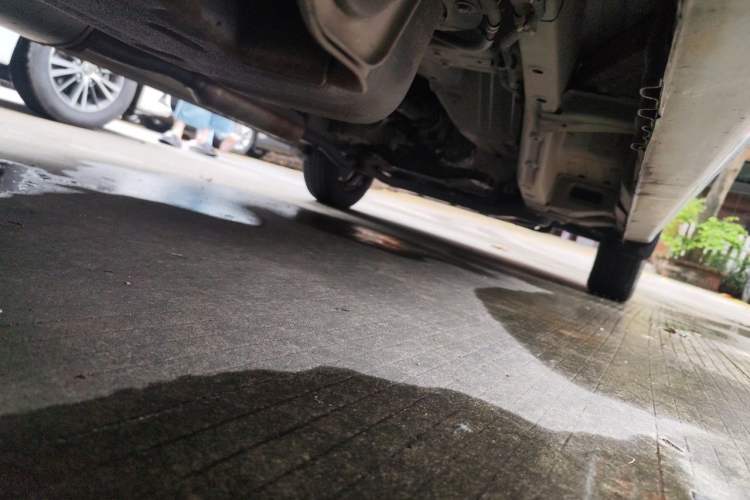 Used Wuling Hongguang V 2022 1.5L Jingqu Version Hydraulic Power Steering LAR Chassis Rear Right