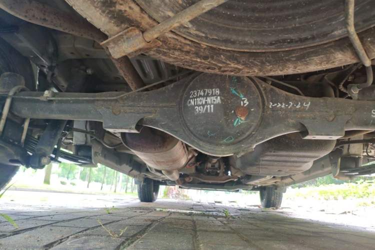 Used Wuling Hongguang V 2022 1.5L Jingqu Version Hydraulic Power Steering LAR Chassis Rear