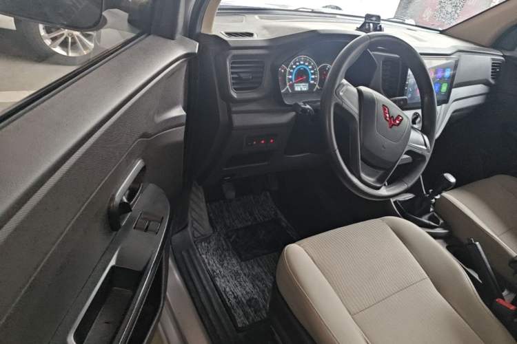 Used Wuling Hongguang V 2022 1.5L Enjoy Edition Electric-Powered LAR Driver Seat