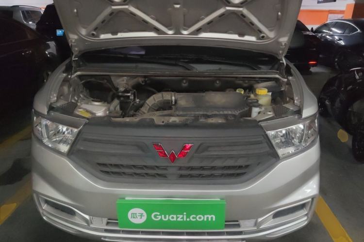 Used Wuling Hongguang V 2022 1.5L Jingqu Edition Electric-Assist LAR Engine Bay