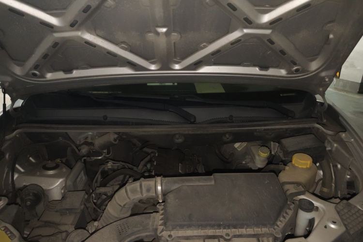 Used Wuling Hongguang V 2022 1.5L Enjoy Edition Electric-Powered LAR Engine Bay