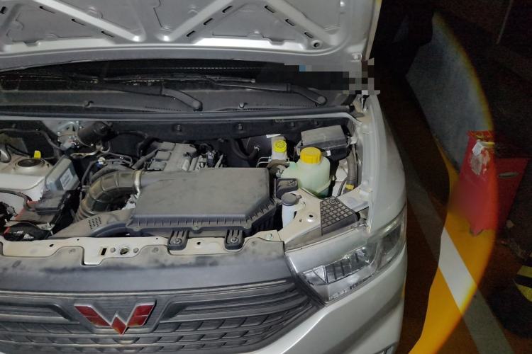 Used Wuling Hongguang V 2022 1.5L Jingqu Version Hydraulic Power Steering LAR Engine Bay Left