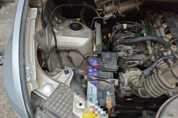 Used Wuling Hongguang V 2022 1.5L Enjoy Edition Electric-Powered LAR Engine Bay Right