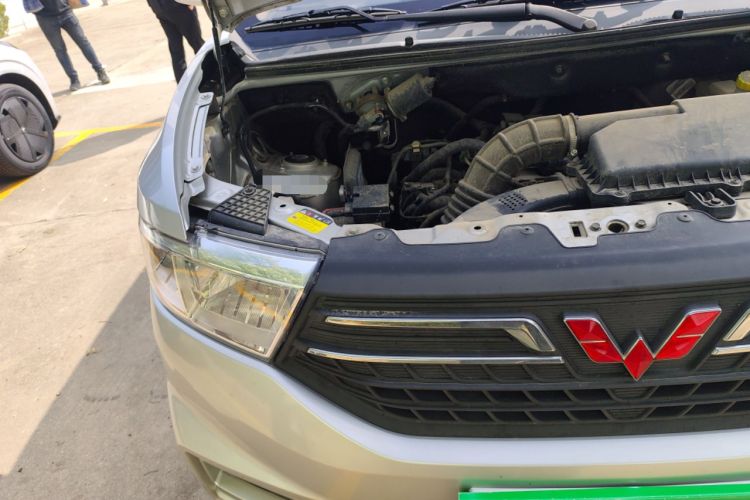 Used Wuling Hongguang V 2022 1.5L Jingqu Version Hydraulic Power Steering LAR Engine Bay Right