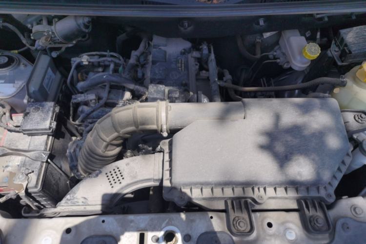 Used Wuling Hongguang V 2022 1.5L Jingqu Edition Electric-Assist LAR Engine Bay