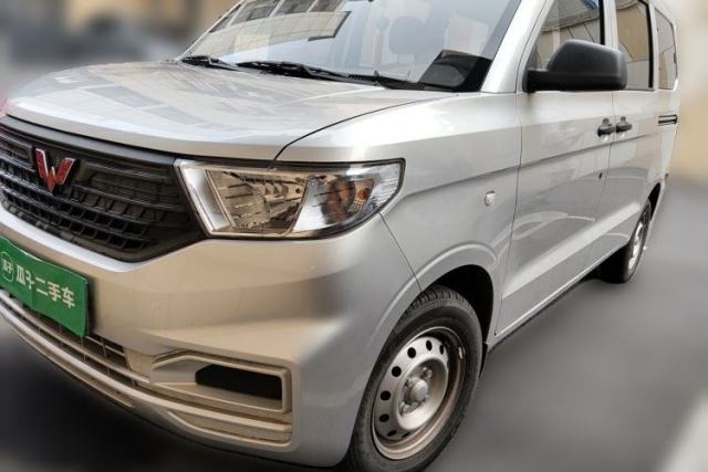 Used Wuling Hongguang V 2022 1.5L Jingqu Version Hydraulic Power Steering LAR
