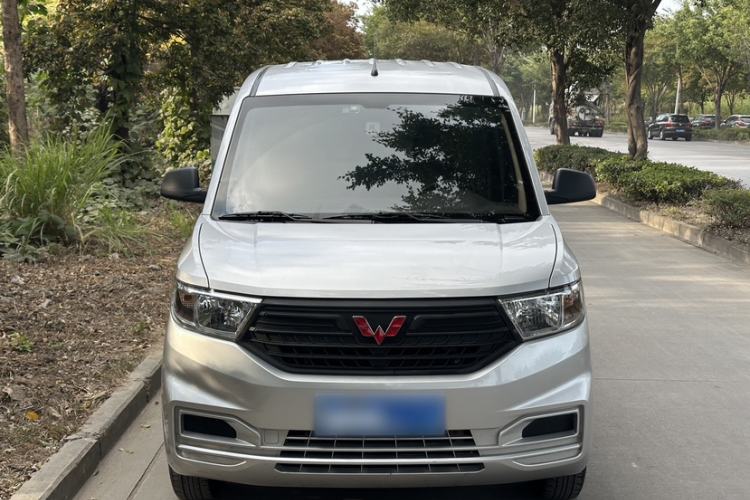 Used Wuling Hongguang V 2022 1.5L Jingqu Edition Enclosed-Window Vehicle with Electric Power Steering LAR Exterior 1