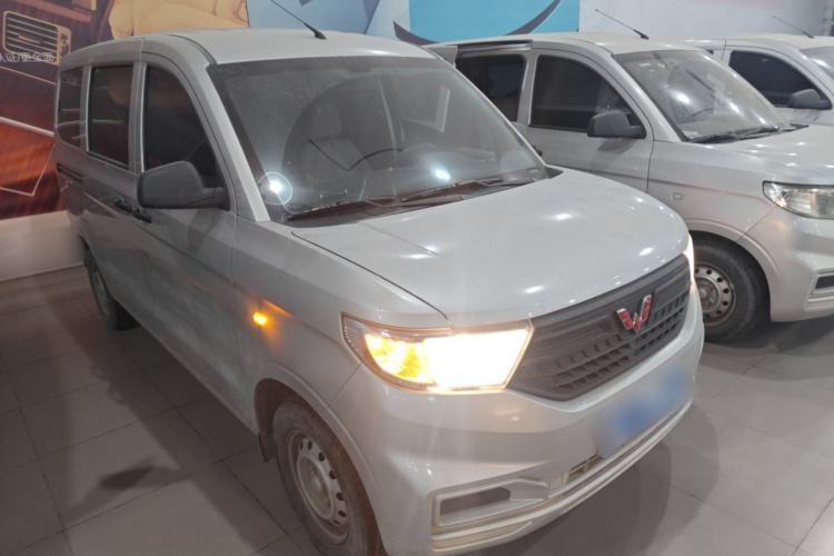 Used Wuling Hongguang V 2022 1.5L Jingqu Version Hydraulic Power Steering LAR Exterior 1