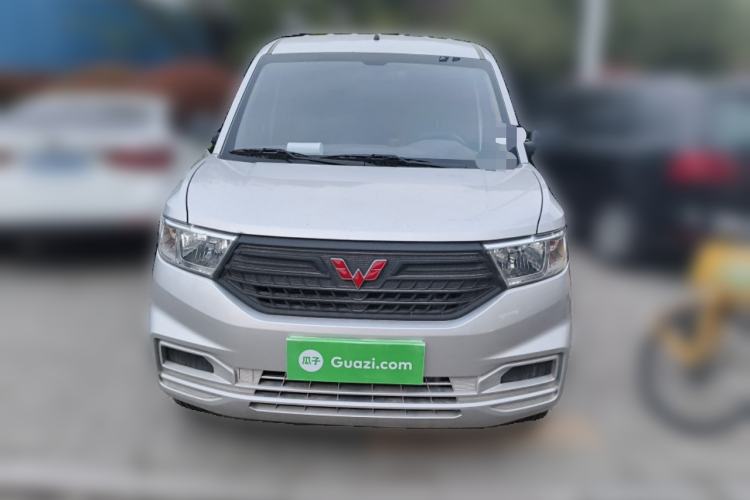 Used Wuling Hongguang V 2022 1.5L Jingqu Edition Electric-Assist LAR Exterior 1