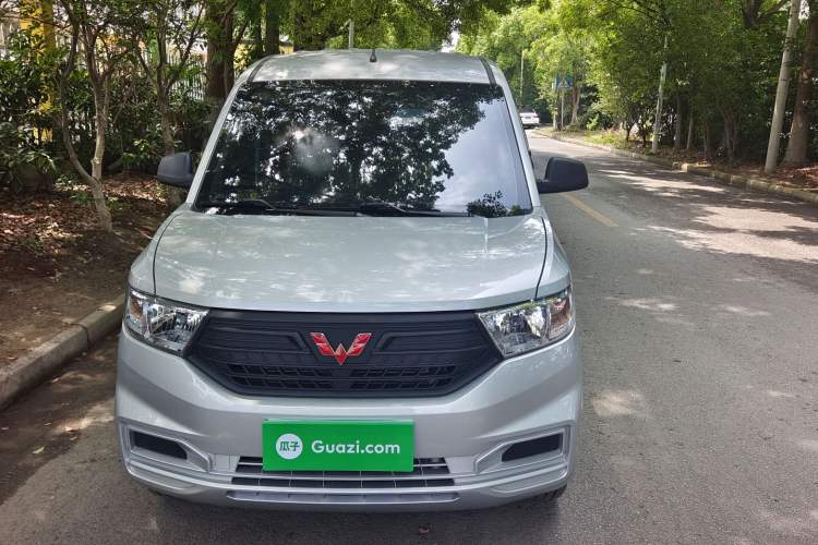 Used Wuling Hongguang V 2022 1.5L Jingqu Edition Electric-Assist LAR Exterior 1