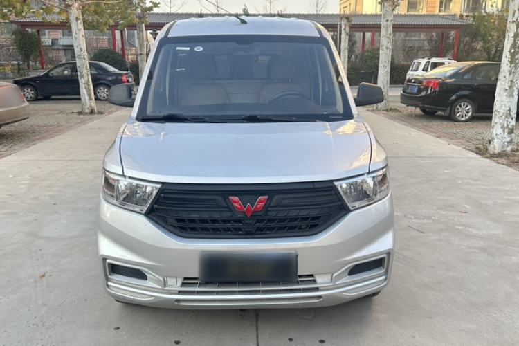 Used Wuling Hongguang V 2022 1.5L Jingqu Edition Enclosed-Window Vehicle with Electric Power Steering LAR Exterior 1