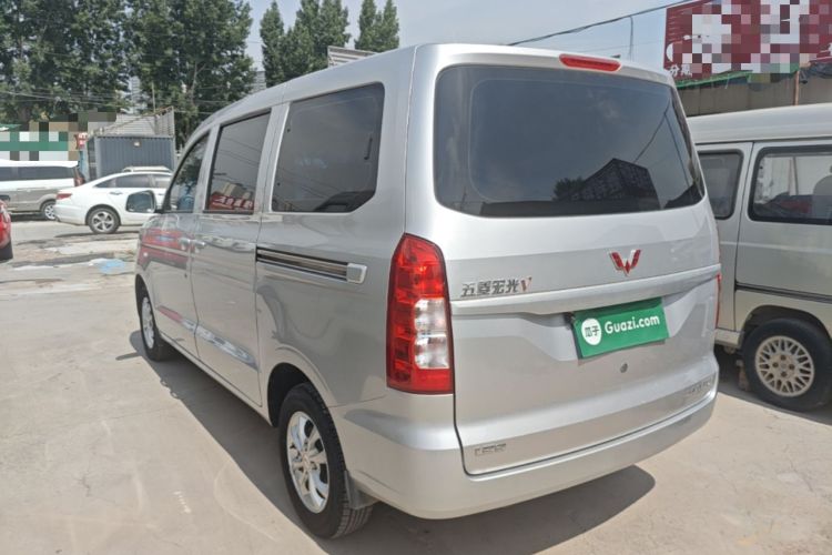 Used Wuling Hongguang V 2022 1.5L Enjoy Edition Electric-Powered LAR Exterior 2