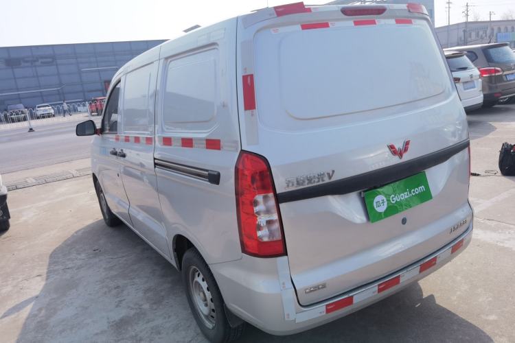 Used Wuling Hongguang V 2022 1.5L Jingqu Edition Enclosed-Window Vehicle with Electric Power Steering LAR Exterior 2