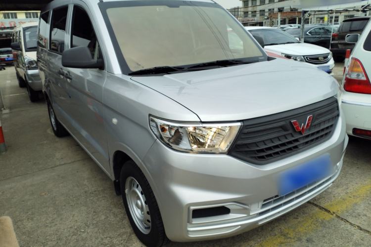 Used Wuling Hongguang V 2022 1.5L Jingqu Edition Electric-Assist LAR Exterior 2