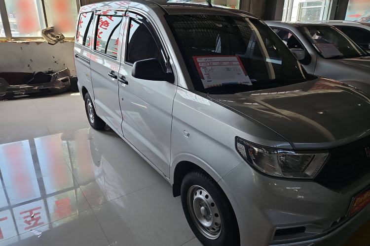 Used Wuling Hongguang V 2022 1.5L Jingqu Edition Electric-Assist LAR Exterior 2