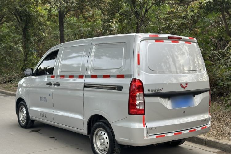 Used Wuling Hongguang V 2022 1.5L Jingqu Edition Enclosed-Window Vehicle with Electric Power Steering LAR Exterior 3
