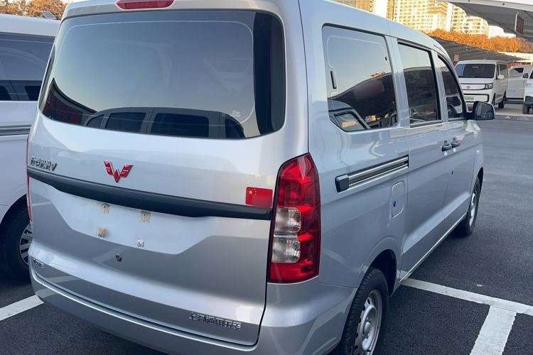 Used Wuling Hongguang V 2022 1.5L Jingqu Edition Electric-Assist LAR Exterior 3