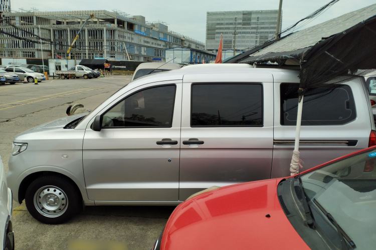 Used Wuling Hongguang V 2022 1.5L Jingqu Edition Electric-Assist LAR Exterior 3