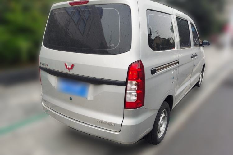 Used Wuling Hongguang V 2022 1.5L Jingqu Edition Electric-Assist LAR Exterior 5