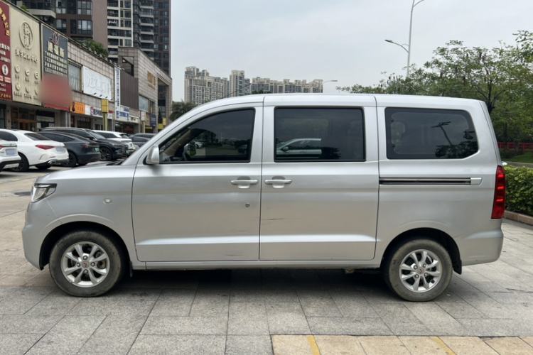 Used Wuling Hongguang V 2022 1.5L Enjoy Edition Electric-Powered LAR Exterior 5