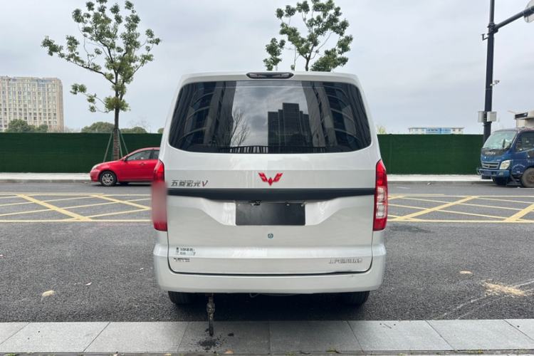 Used Wuling Hongguang V 2022 1.5L Jingqu Edition Electric-Assist LAR Exterior 6