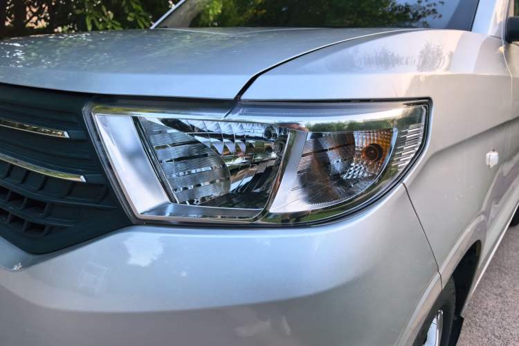 Used Wuling Hongguang V 2022 1.5L Enjoy Edition Hydraulic Power Steering LAR Exterior 6