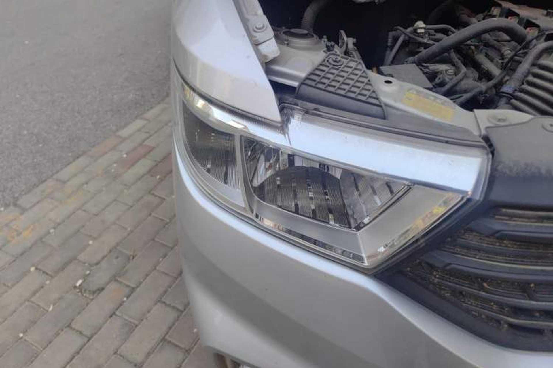 Used Wuling Hongguang V 2022 1.5L Jingqu Edition Enclosed-Window Vehicle with Electric Power Steering LAR Exterior 6