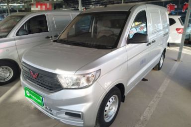 Used Wuling Hongguang V 2022 1.5L Jingqu Edition Enclosed-Window Vehicle with Electric Power Steering LAR