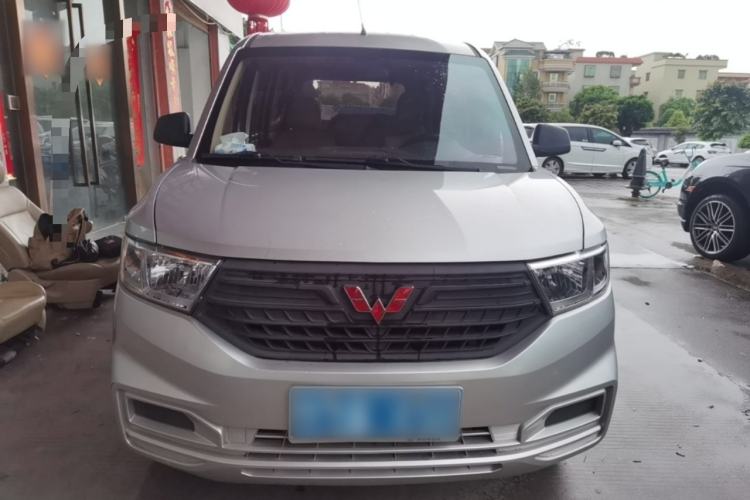 Used Wuling Hongguang V 2022 1.5L Jingqu Version Hydraulic Power Steering LAR Front