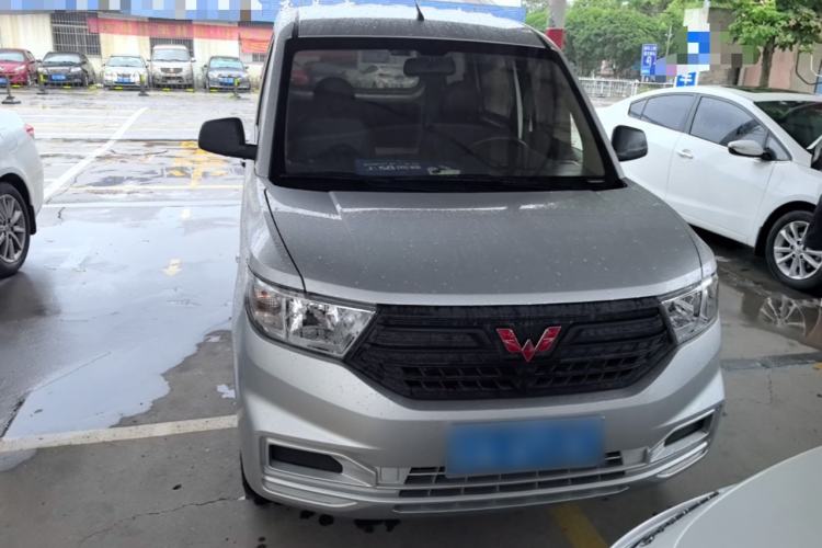Used Wuling Hongguang V 2022 1.5L Jingqu Edition Electric-Assist LAR Front