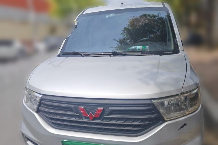 Used Wuling Hongguang V 2022 1.5L Jingqu Version Hydraulic Power Steering LAR Front