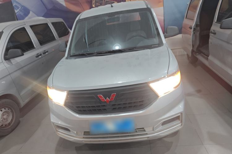 Used Wuling Hongguang V 2022 1.5L Jingqu Version Hydraulic Power Steering LAR Front