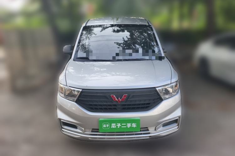 Used Wuling Hongguang V 2022 1.5L Jingqu Edition Enclosed-Window Vehicle with Electric Power Steering LAR Front